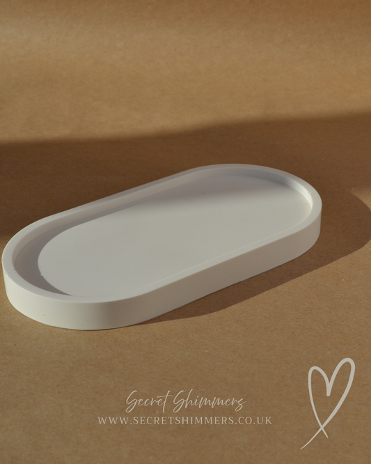The Classic Oval Tray